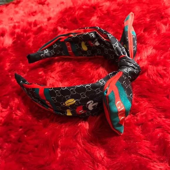 Beautiful stylish Mickey Mouse/GG headband w/ bow in Black. One size - Picture 1 of 7